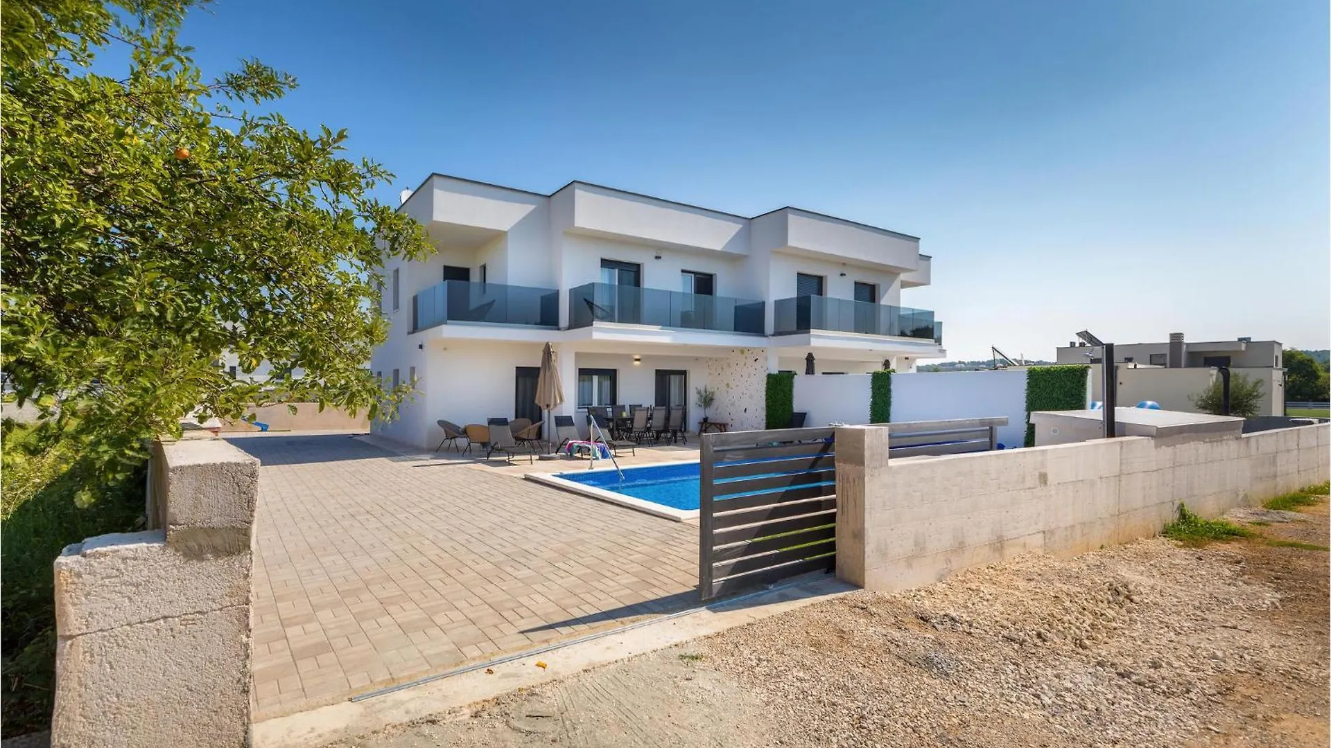 Stunning Home In Pula With Kitchen Croatia